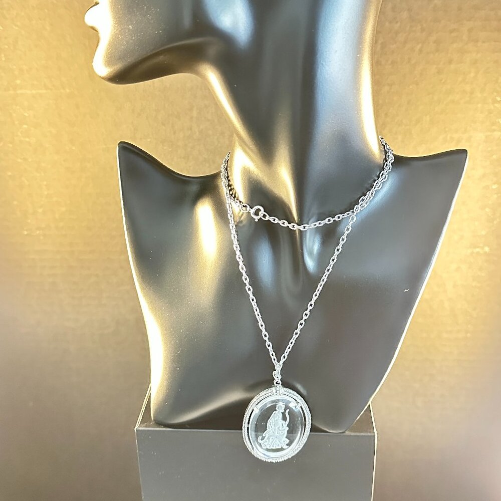 Avon Stainless Steel Cameo Pendant Necklace – Silver Tone – 24”